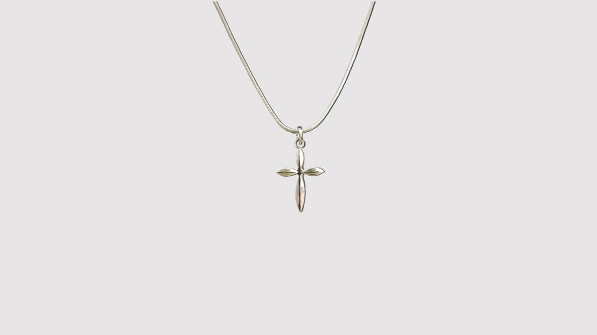 Heather | Simple Cross Necklace